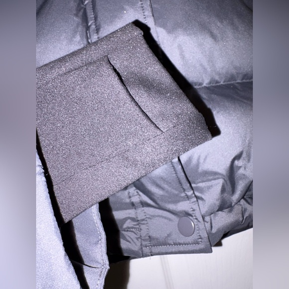 NWT Quince Responsible Down Puffer Jacket - Picture 10 of 11